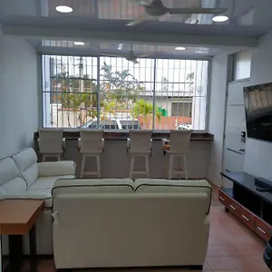 4-bedrooms Apartment